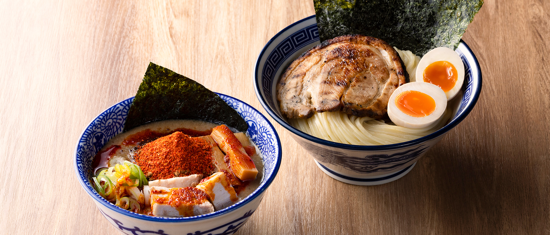 行列ができるつけ麺店。渾身の一杯を堪能あれ。